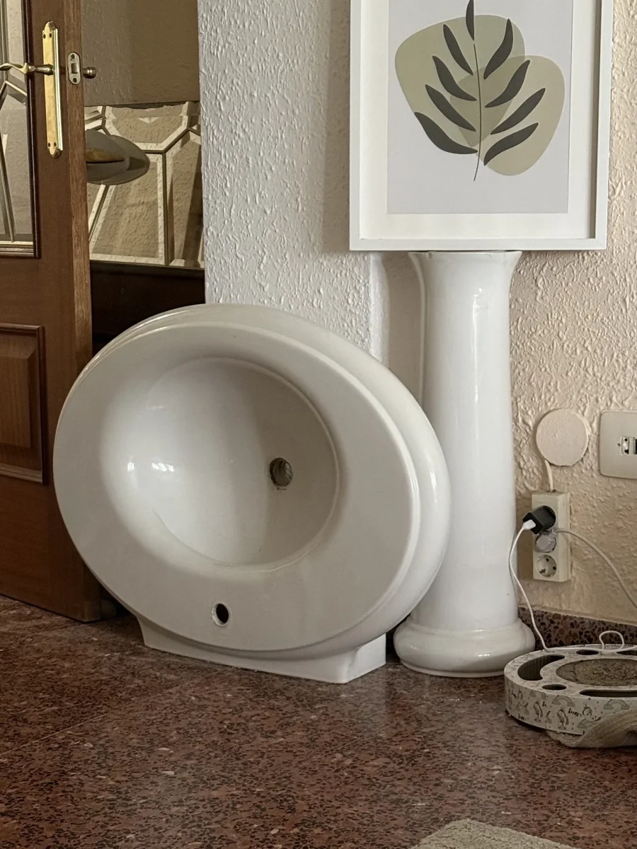 lavabo elegante grande. Foto 5 de 5.