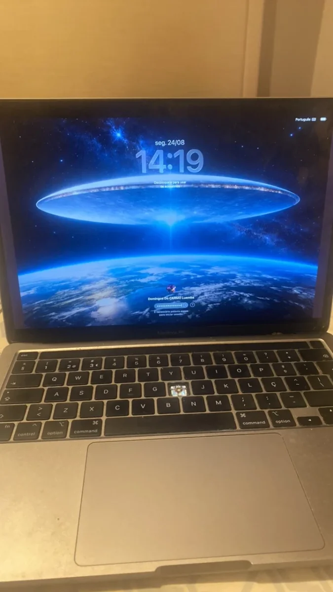 Wanted: MacBook Pro. In Lisboa. Posted by Domingos.