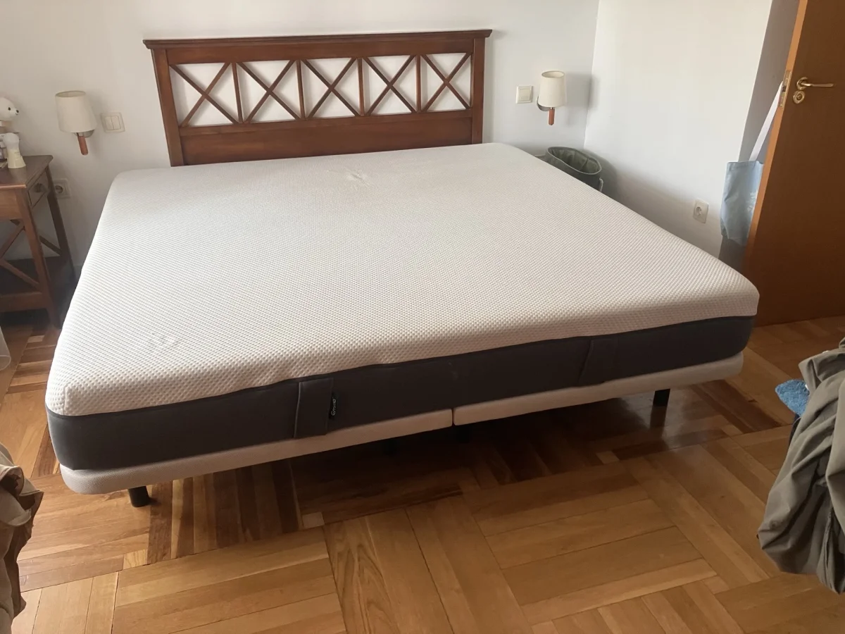 Se regala: Regalo Cama Emma King Size. En Madrid. Publicado por Alejandra.