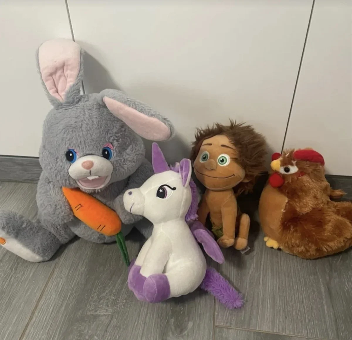 Se regala: Peluches. En Rubi. Publicado por Elisabet.