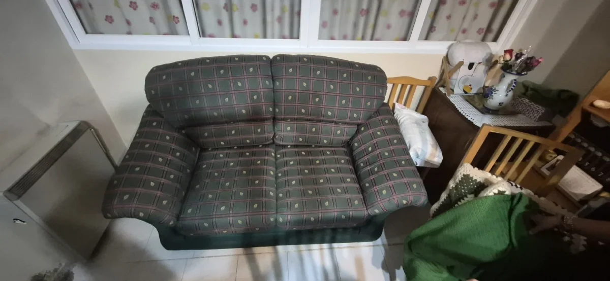 REGALO SOFAS. Foto 3 de 3.