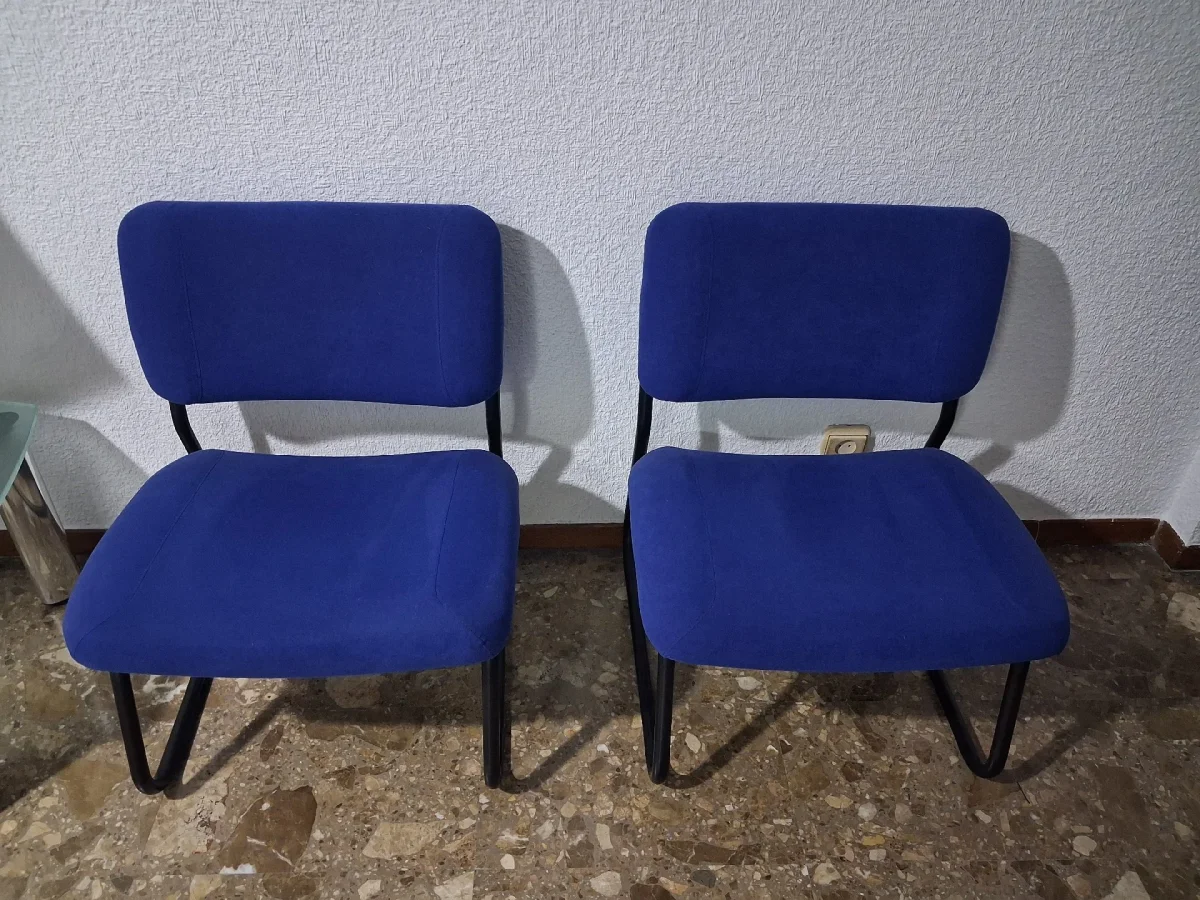 Se regala: sillas (4) de oficina. En Leganes. Publicado por Gabriela.