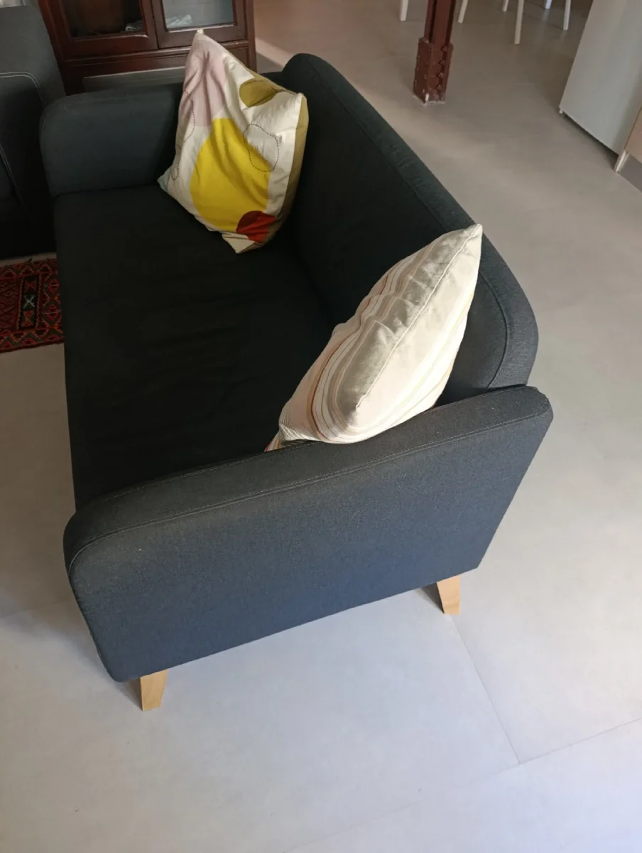sofa dos plazas ikea. Foto 2 de 3.